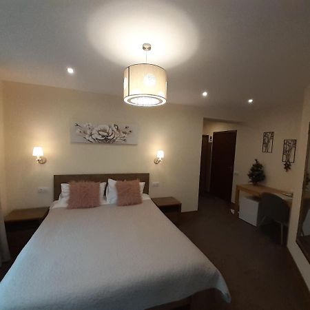 Lanobila Hotel Sinaia Eksteriør billede