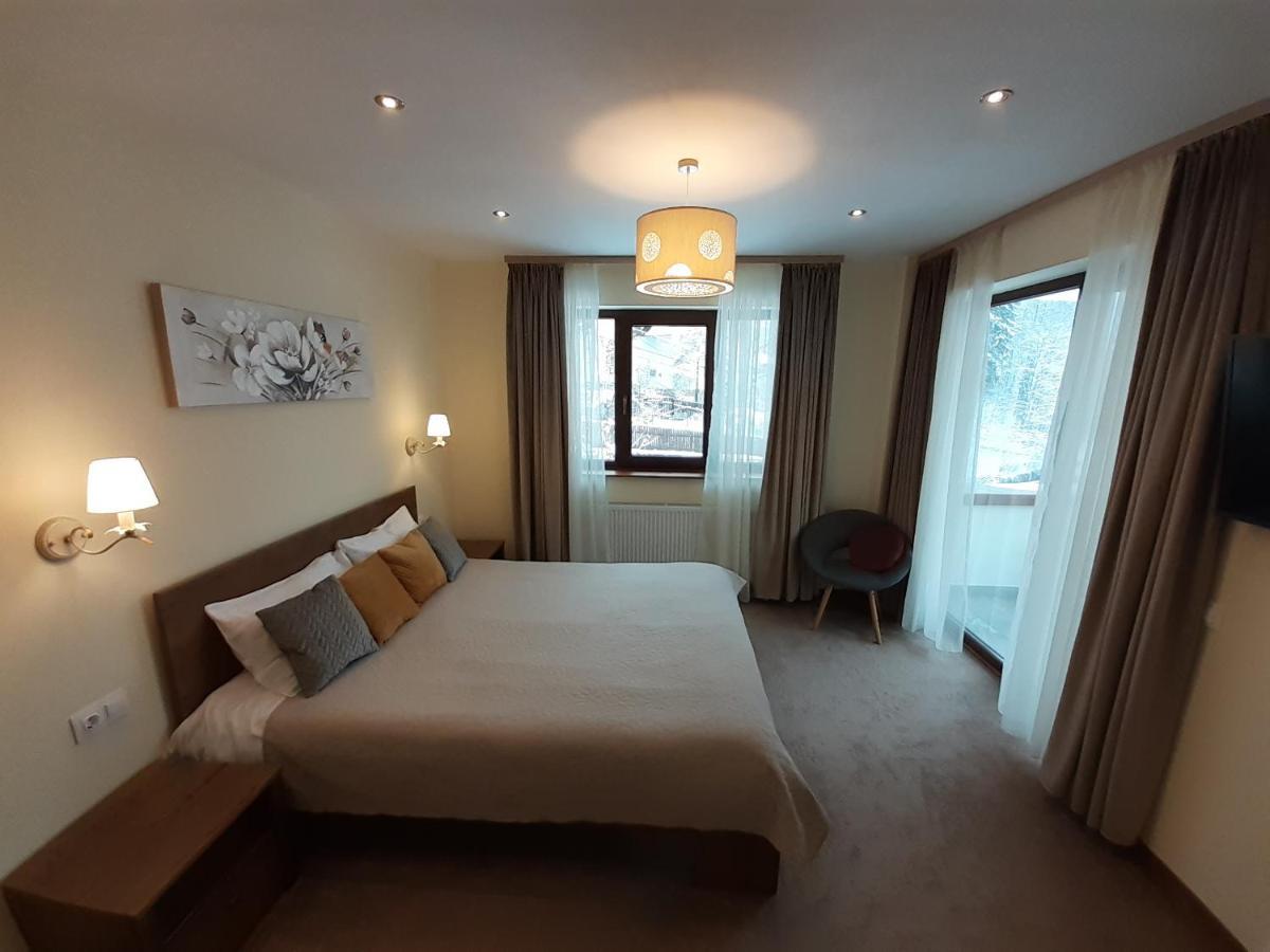 Lanobila Hotel Sinaia Eksteriør billede