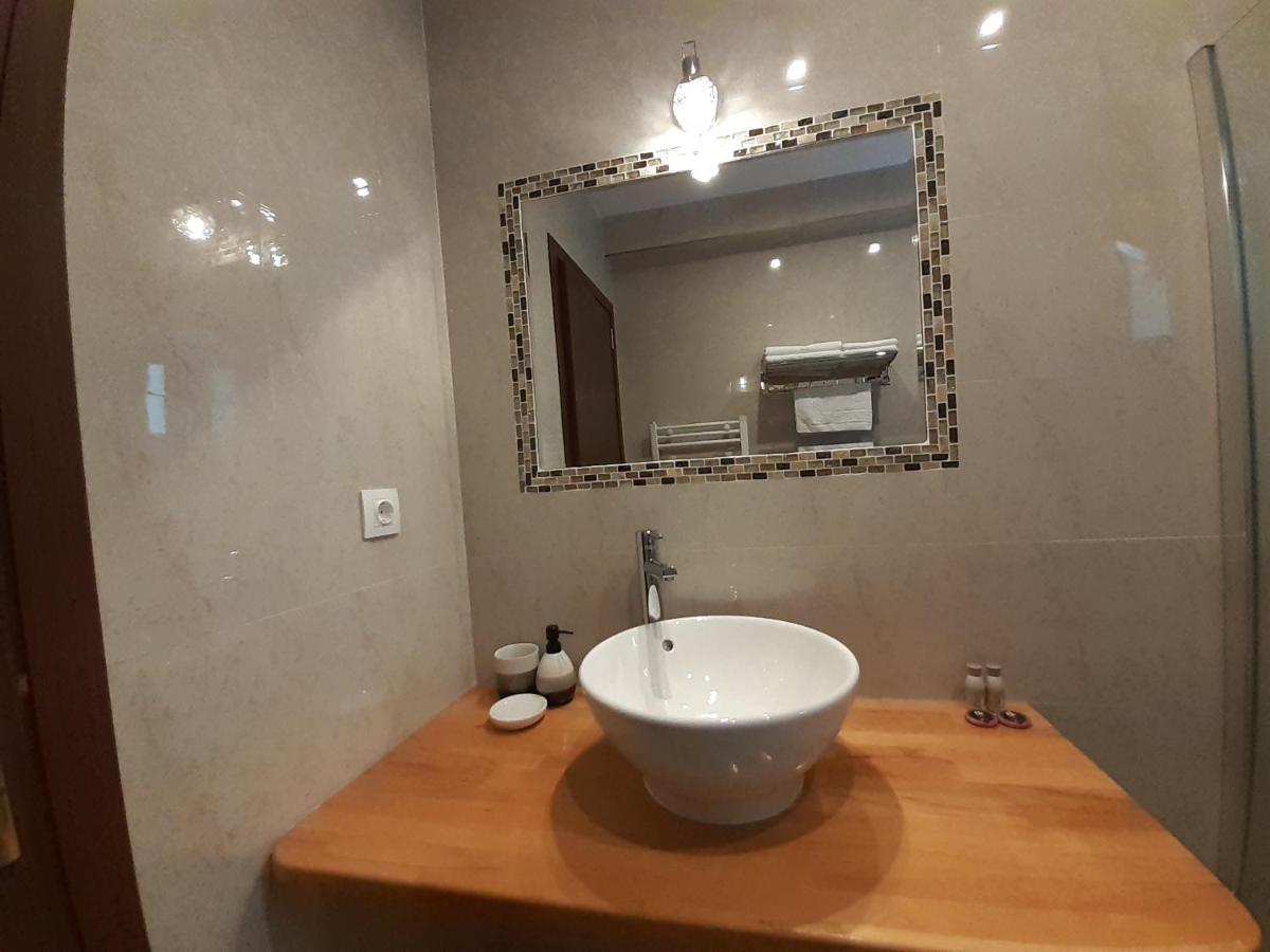 Lanobila Hotel Sinaia Eksteriør billede