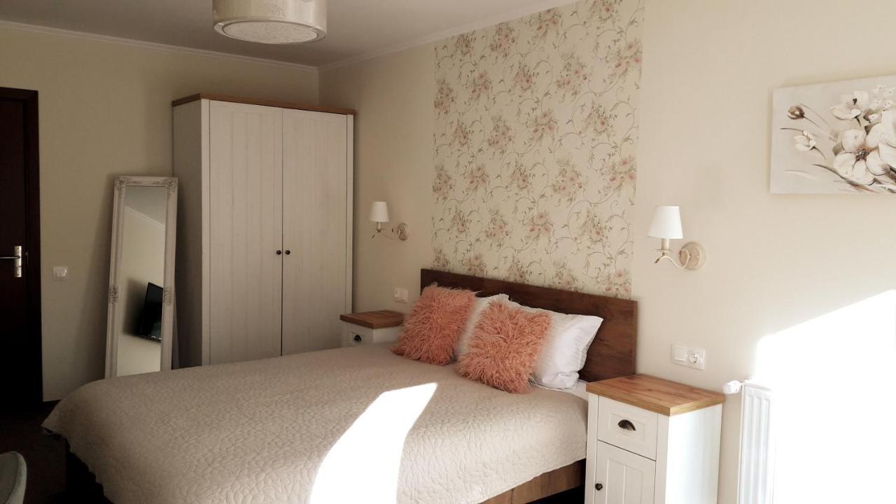 Lanobila Hotel Sinaia Eksteriør billede
