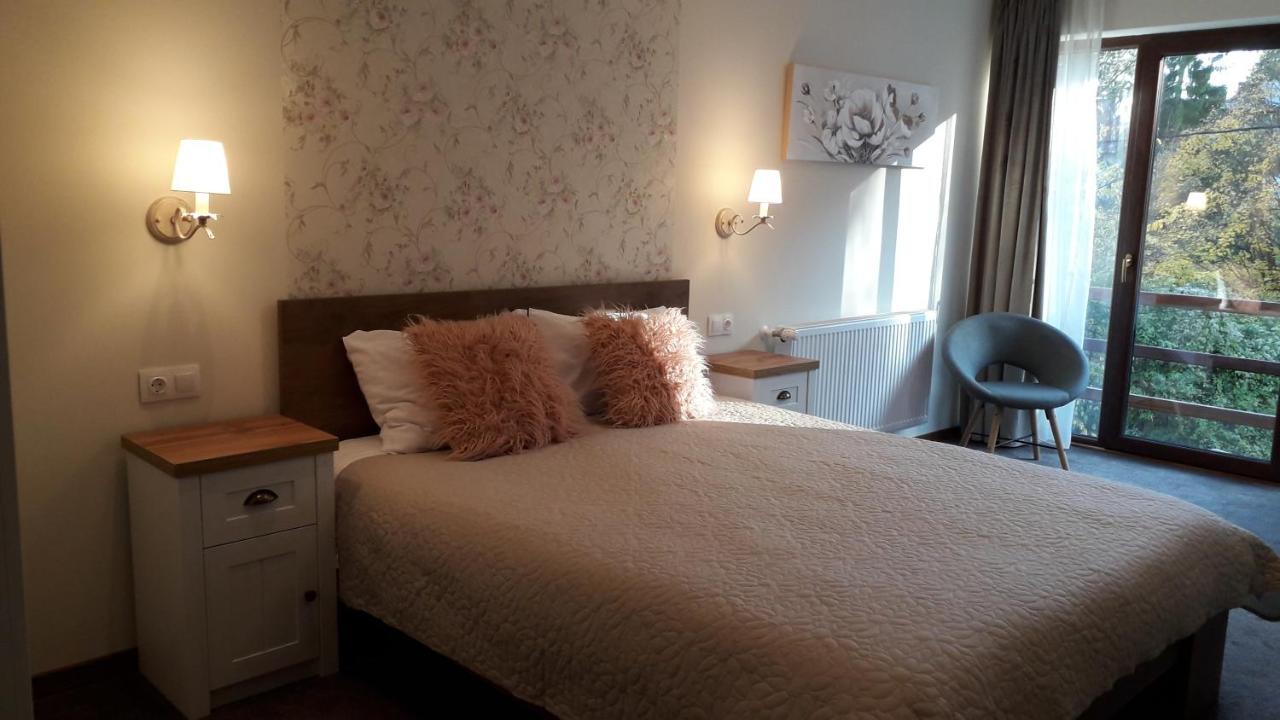 Lanobila Hotel Sinaia Eksteriør billede
