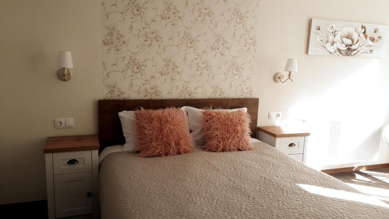 Lanobila Hotel Sinaia Eksteriør billede